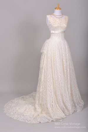 Vintage Lace Wedding Dresses on 1950 Vintage Lace Wedding Dress