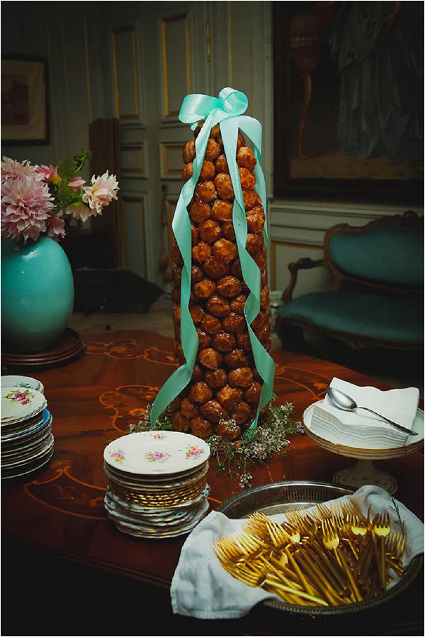 croquembouche with mint