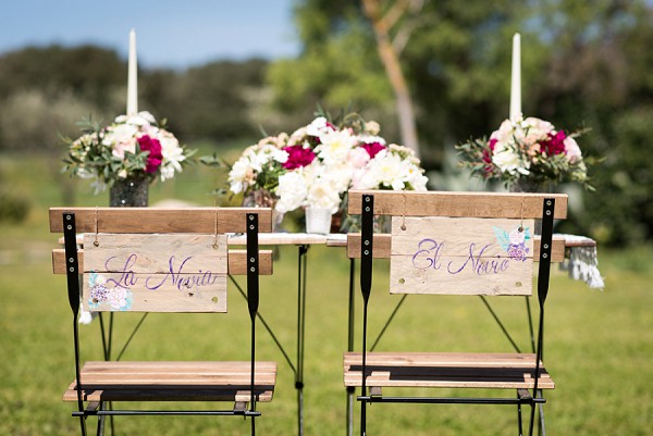 Mr and Mrs Chair Signs
