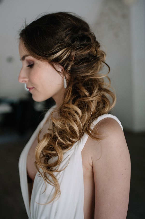 loose curl wedding hair idea