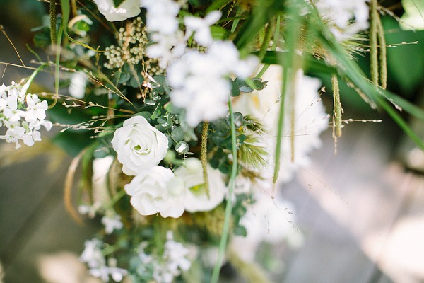 green and white wedding flowers