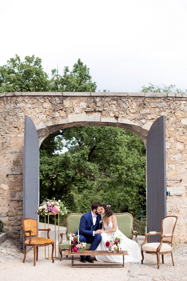 outdoor wedding seating