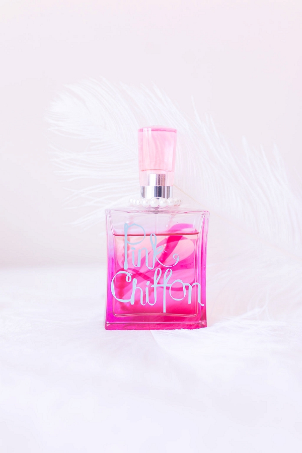 Pink wedding perfume