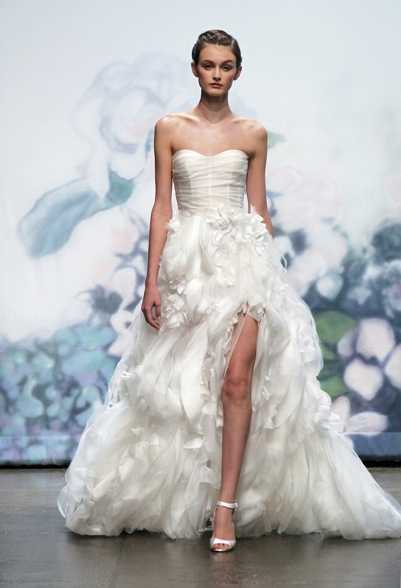 MONIQUE LHUILLIER 2012 FALL BRIDAL 