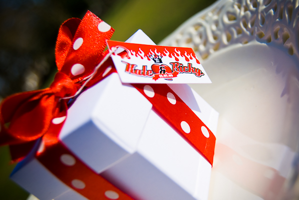 red and white wedding favours