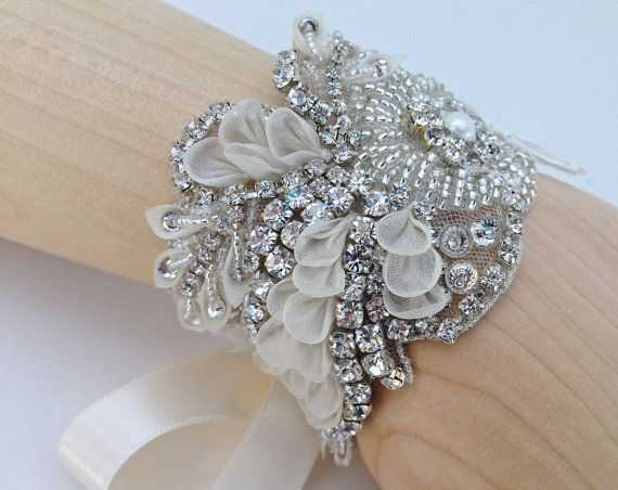 cystal and pearl bridal cuff