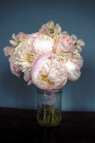 peach wedding flowers bridal bouquet