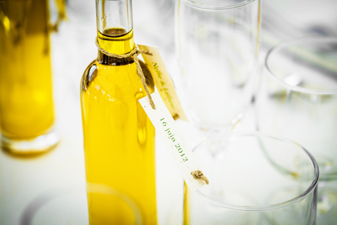 olive oil wedding favours