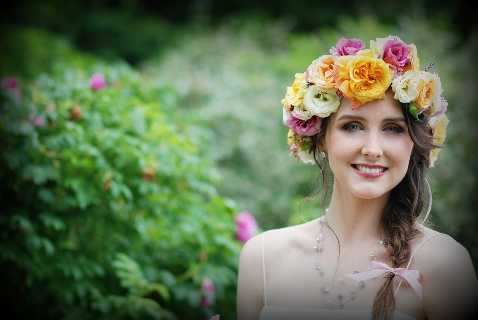 real flower bridal headdress