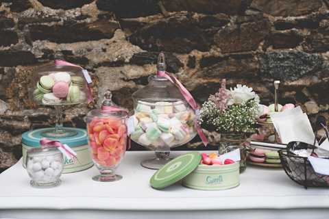 shabby chic sweet table