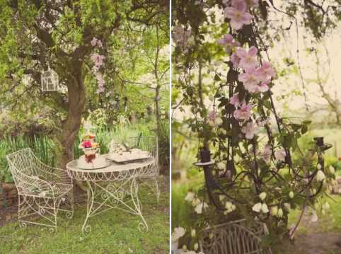 vintage wedding with flowers © - Christy Blanch Photography / French Wedding Style Blog