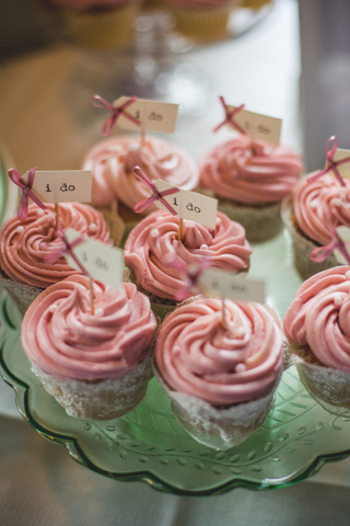pink shabby chic cupcakes