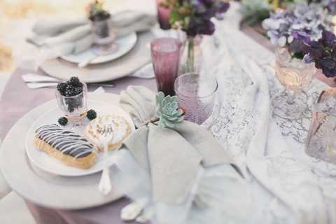 unusual  wedding flowers