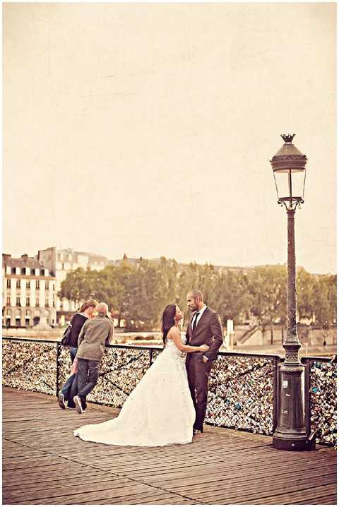 lovers pont des arts