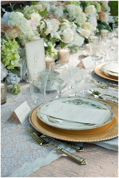 french champagne table setting