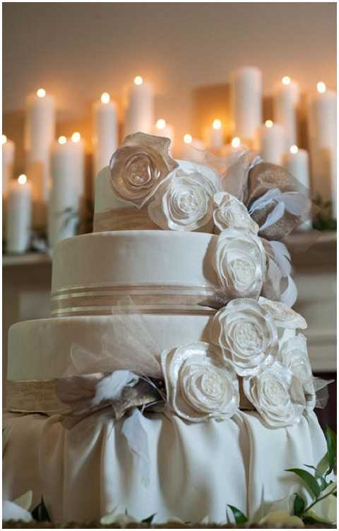 roses wedding cake