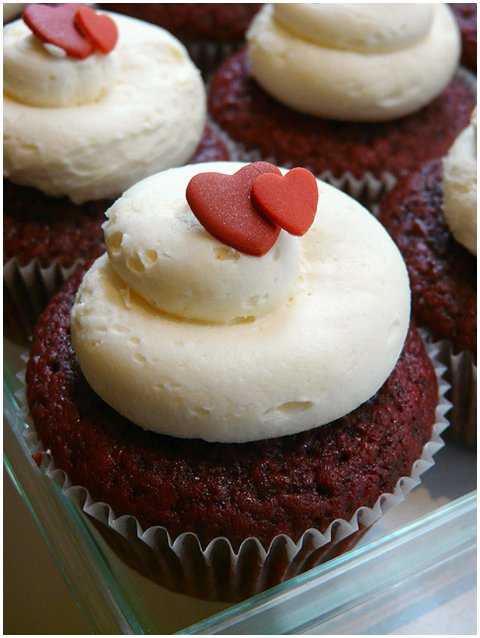 Paris cupcakes red velvet