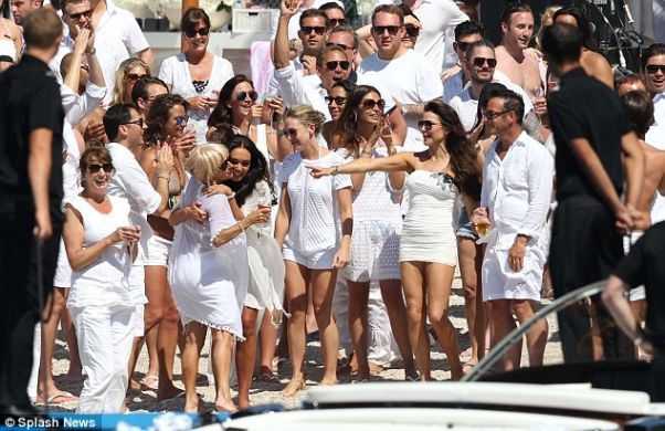 post wedding beach party of Tamara Eccleston