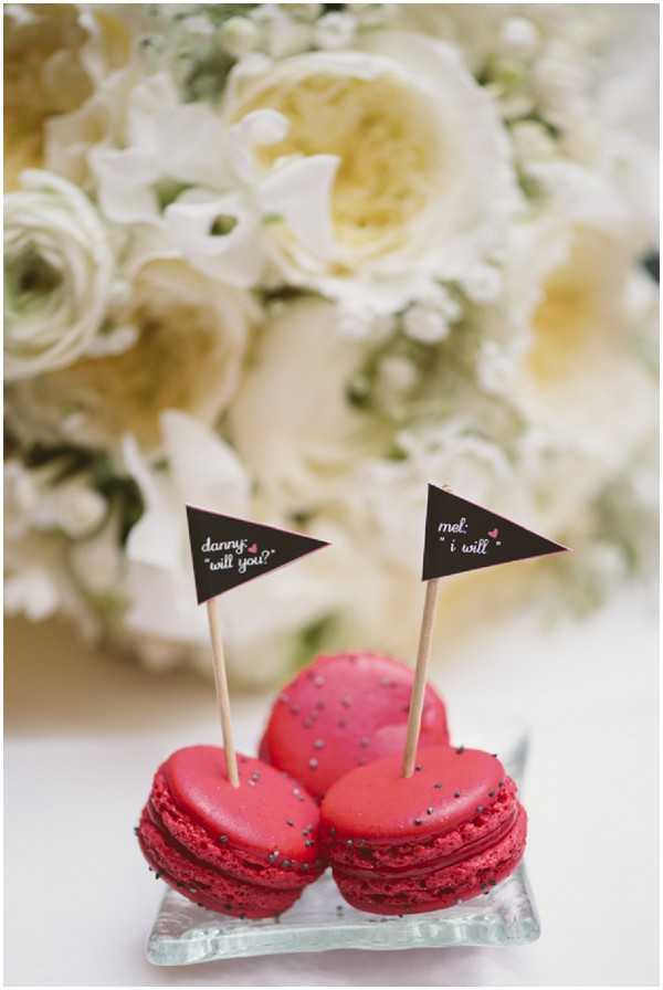 wedding macarons