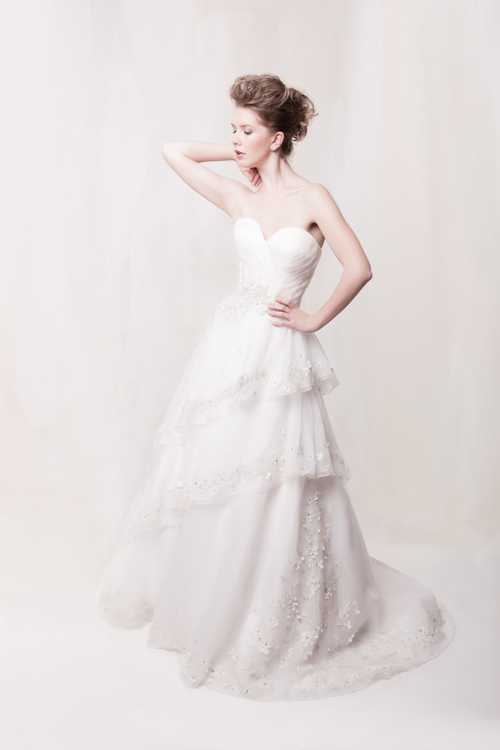 Romantic bridalwear by Sarah Houston Romantic bridalwear by Sarah Houston