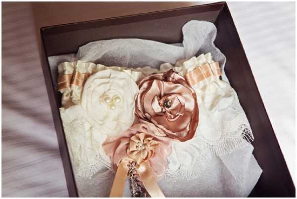 diy wedding garter