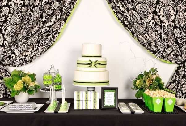 green black dessert table