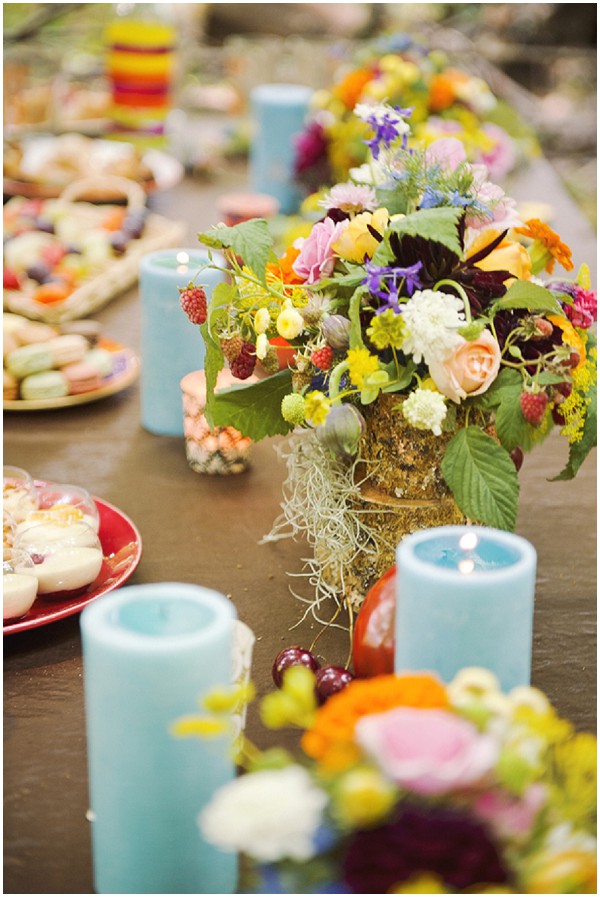 bright wedding table