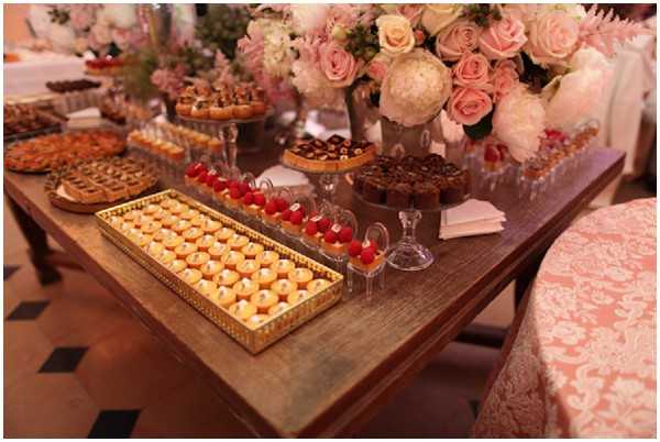 dessert table in France