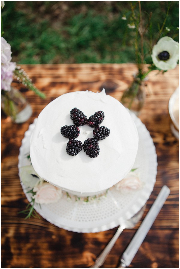 blackberry wedding cake