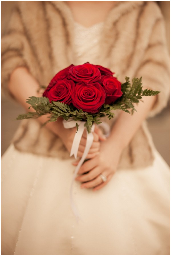 vintage style red bouquet