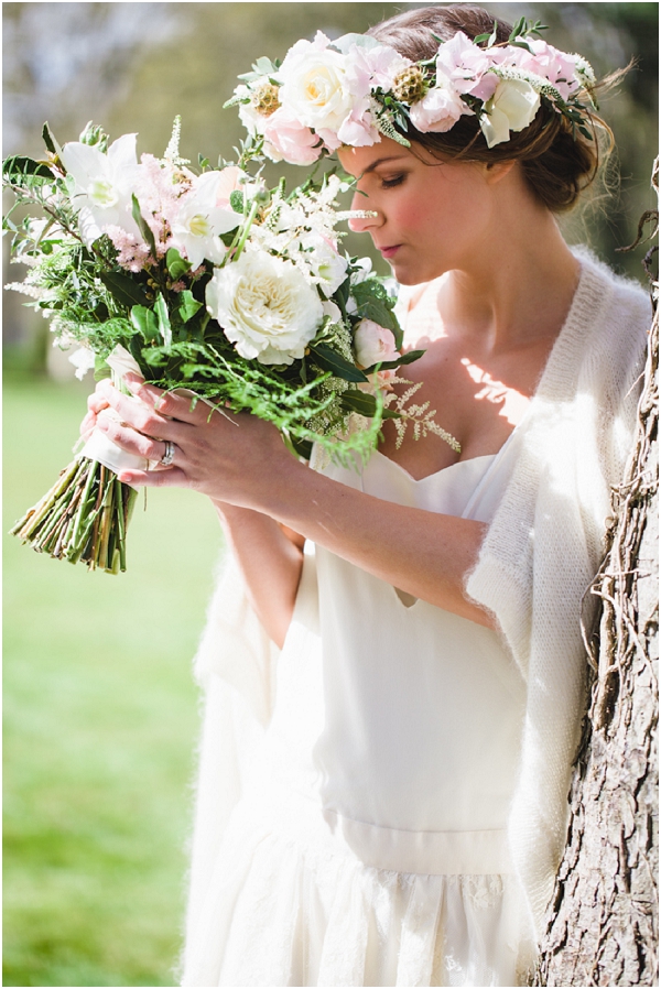 oversize floral crown and bouquet | Image by Cat Hepple Photography, see more at http://www.frenchweddingstyle.com/french-bohemian-elopement-teamamour/