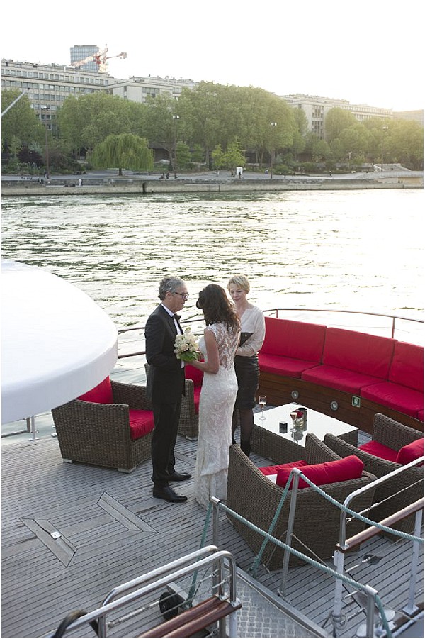 getting married on river paris
