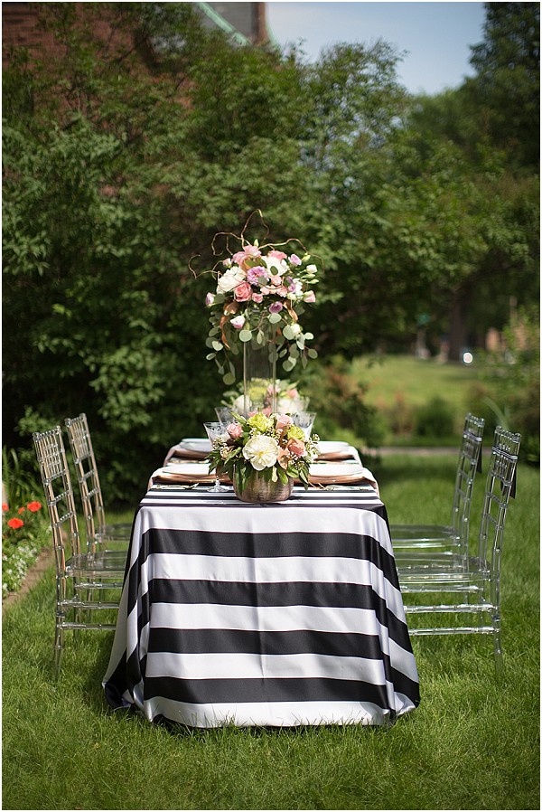 monochrome wedding table