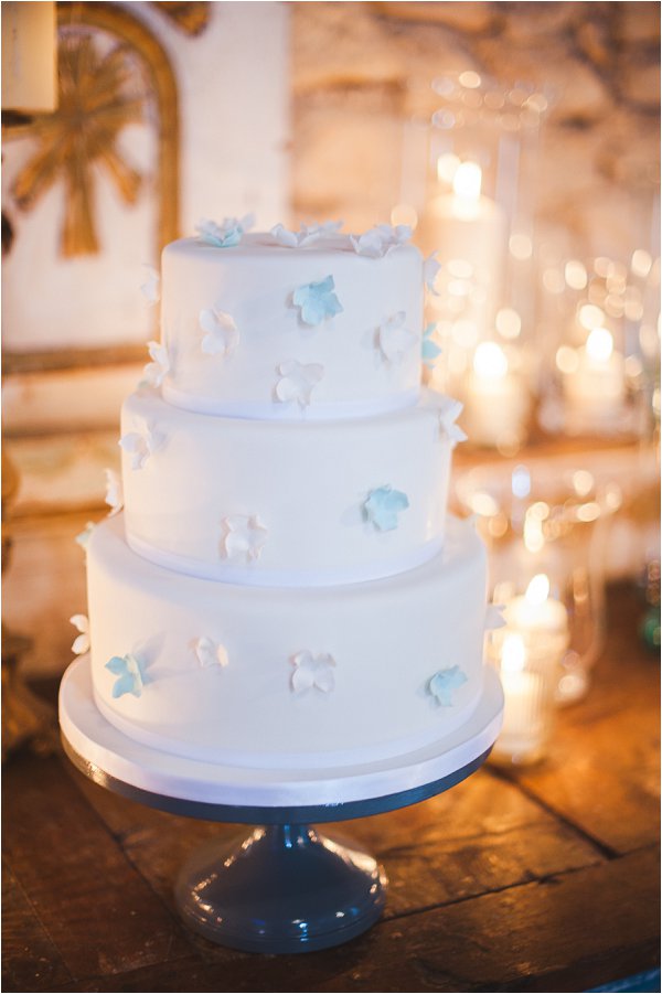 blue white wedding cake