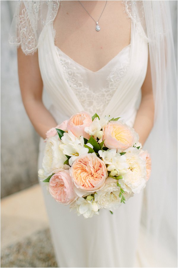 peach white wedding bouquet