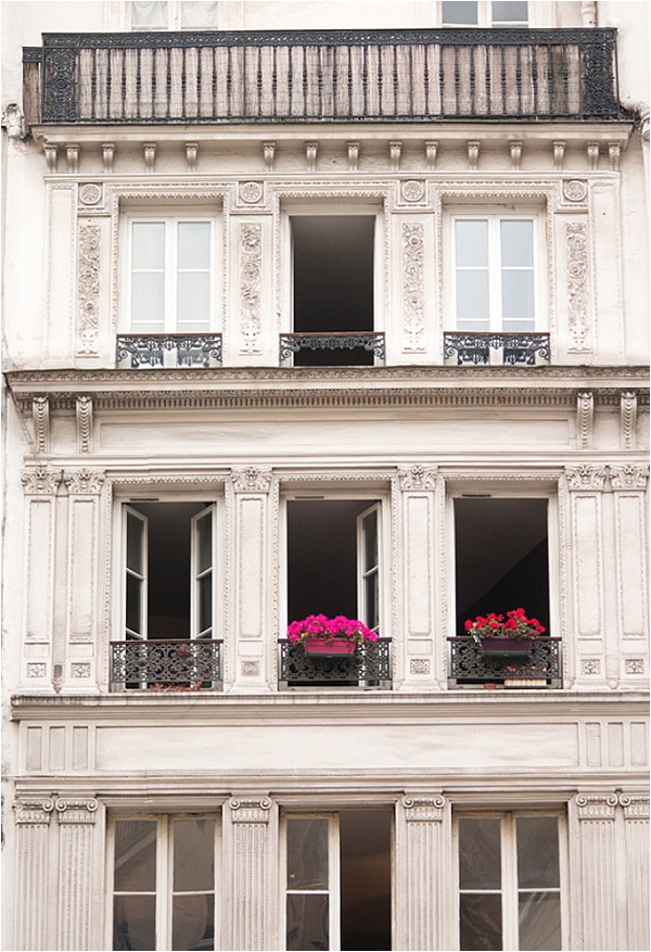 The windows of Paris