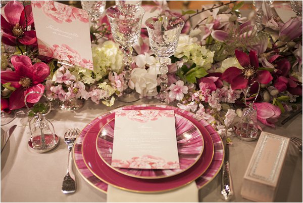 hot pink wedding table
