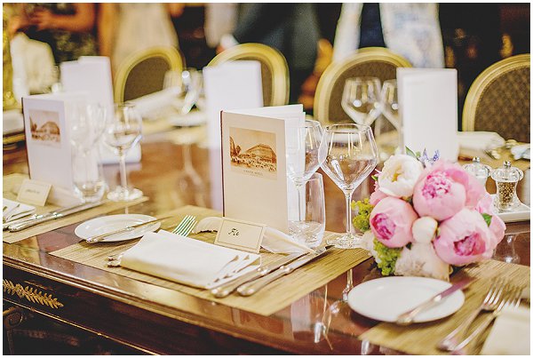chic and simple wedding table