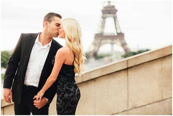 paris engagement photographer