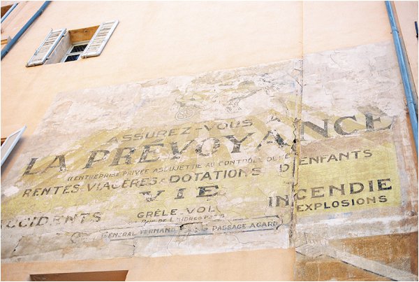 signs on French buildings