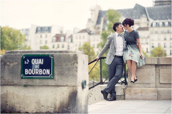 Beijing couple in Paris