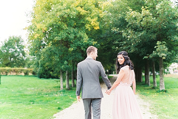 Blush and copper wedding style