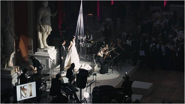 The Bride and Groom on stage in lavish Jewish wedding