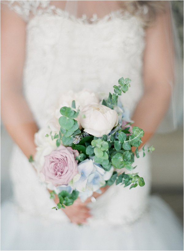 romantic bridal bouquet