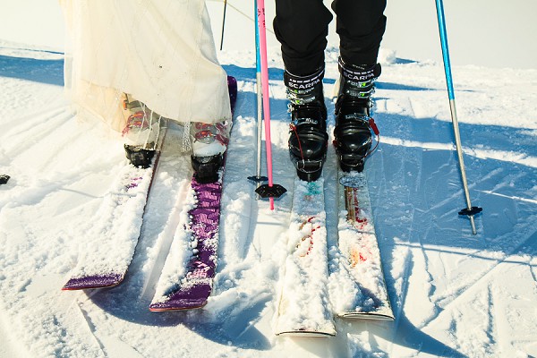 Skiing wedding day activity