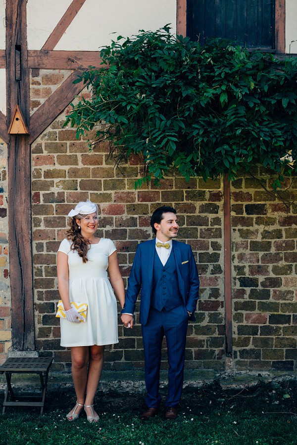 Vintage inspired brides wedding outfit