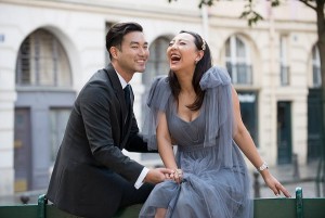 A Rainy Romantic Engagement Session in Paris - French Wedding Style