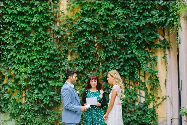 planning your elopement in paris | Image by Maya Maréchal Photography
