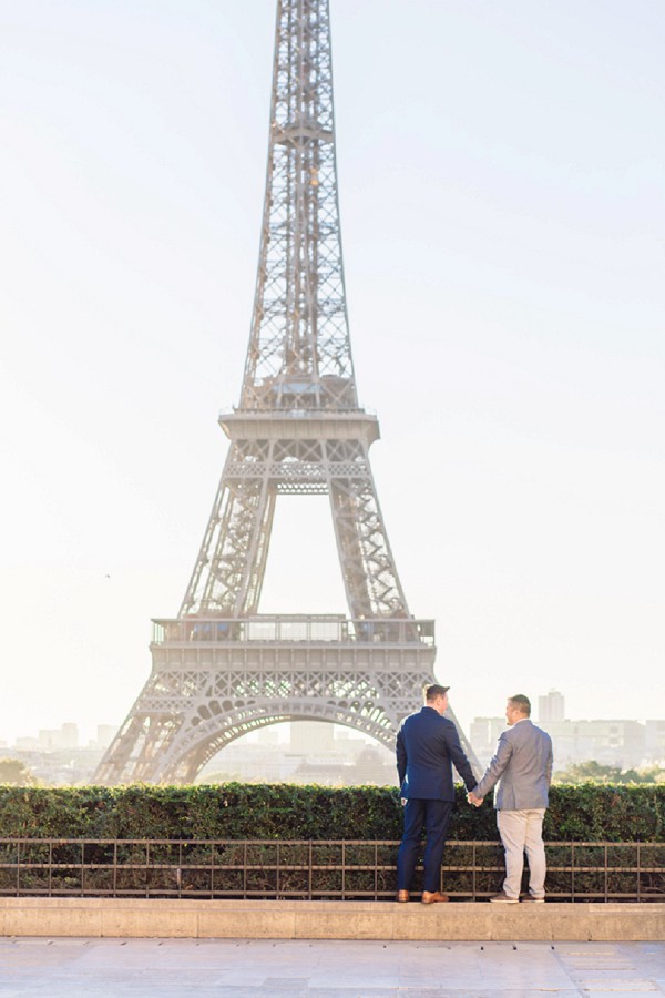 Eiffel tower couple shoot