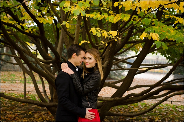 poses for engagement photography, Image by Shantha Delaunay